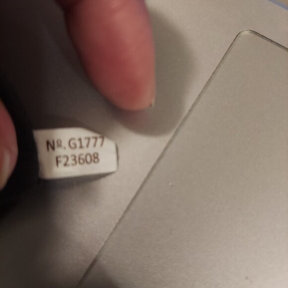 Reserved Coach Sierra Bird Print Signature Wristlet - Picture 7 of 10